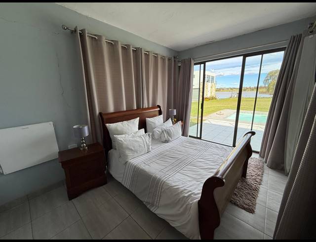 8 BEDROOM HOUSE FOR SALE IN KAALPLAATS WEST